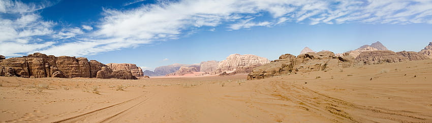Wadi Rum: Spectacular Scenic Desert Valley of Lawrence of Arabia HD wallpaper
