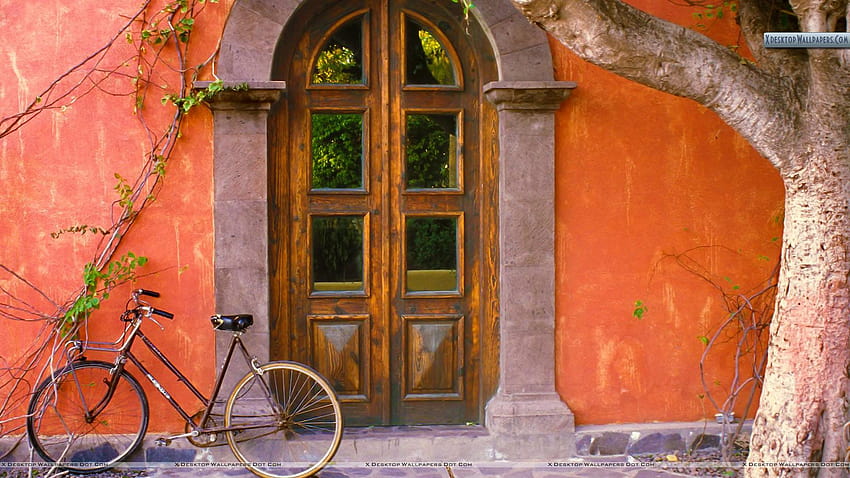 Drzwi i rower, Loreto, Meksyk, niesamowity Meksyk Tapeta HD