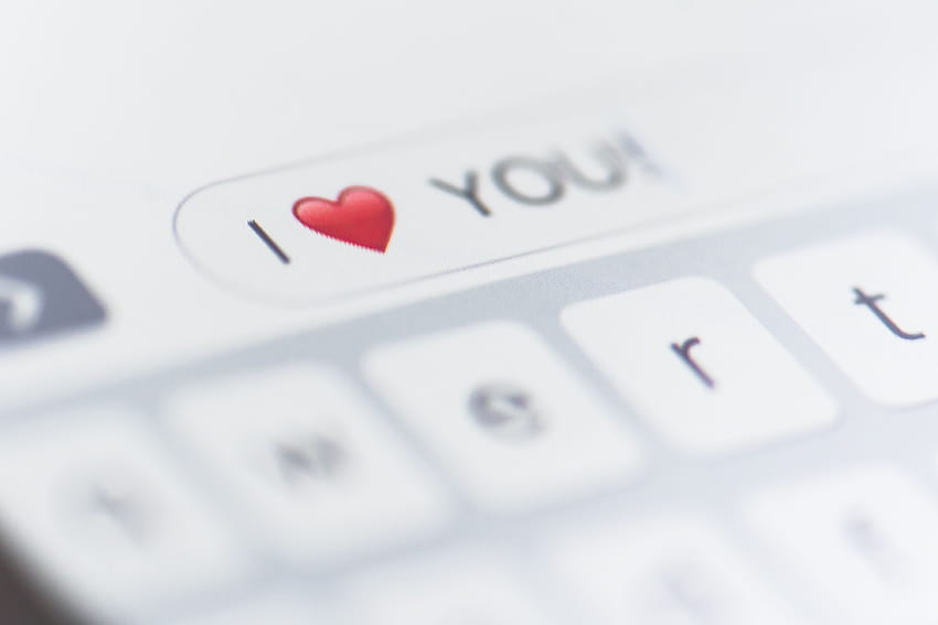 I LOVE YOU Message on Mobile Phone Close Up Stock HD wallpaper