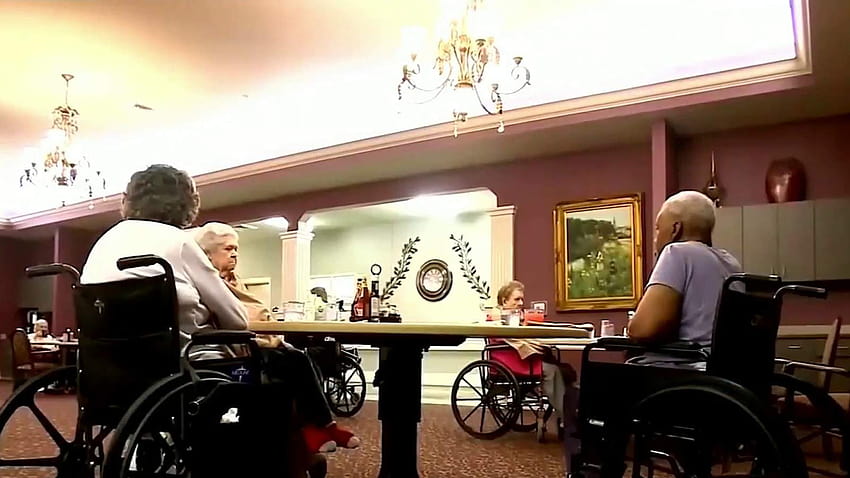 Einige Bewohner von Pflegeheimen erhalten ihre Stimulus-Checks nicht, sagte er HD-Hintergrundbild