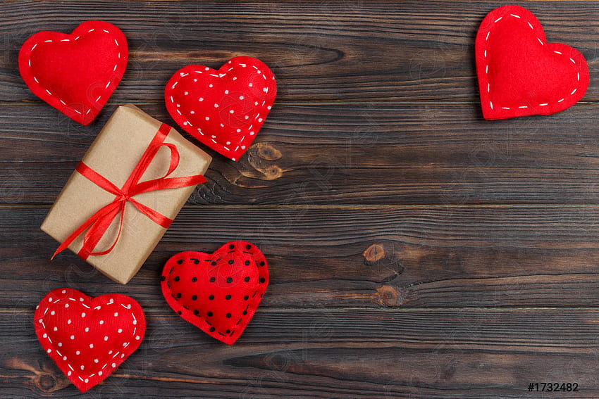Latar belakang antik hari kasih sayang dengan hati dan kotak hadiah, hari kasih sayang antik Wallpaper HD