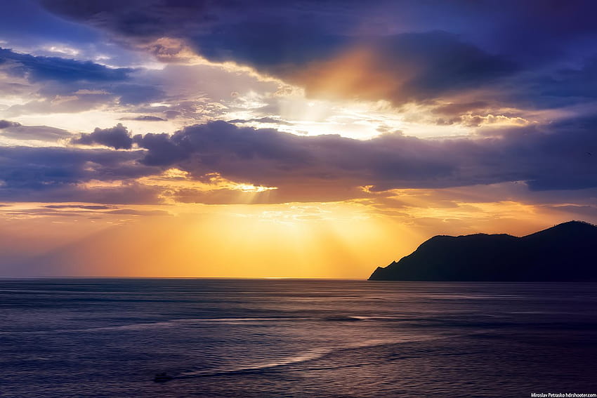Pôr do sol coberto de nuvens, Manarola, Itália, manarola após o pôr do sol papel de parede HD
