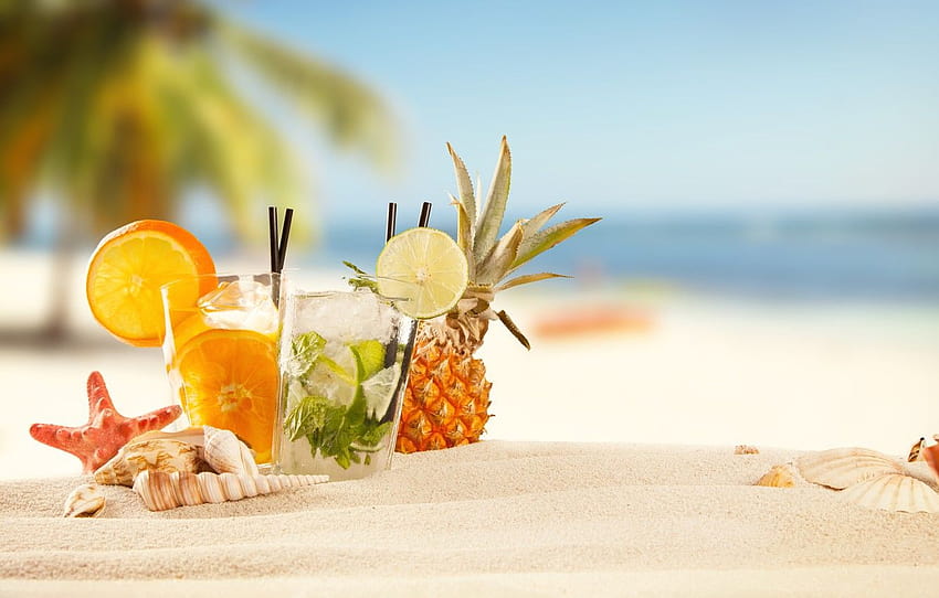 ฤดูร้อน ชายหาด ทราย ผลไม้ เครื่องดื่ม เขตร้อน ค็อกเทล ค็อกเทลฤดูร้อน วอลล์เปเปอร์ HD