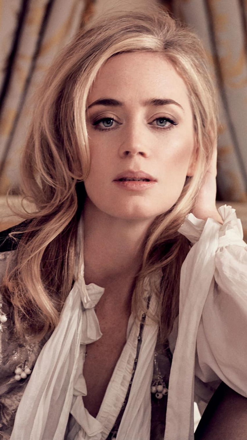750x1334 Emily Blunt 2018 iPhone 6, iPhone 6S, iPhone 7, telepon emily tumpul wallpaper ponsel HD