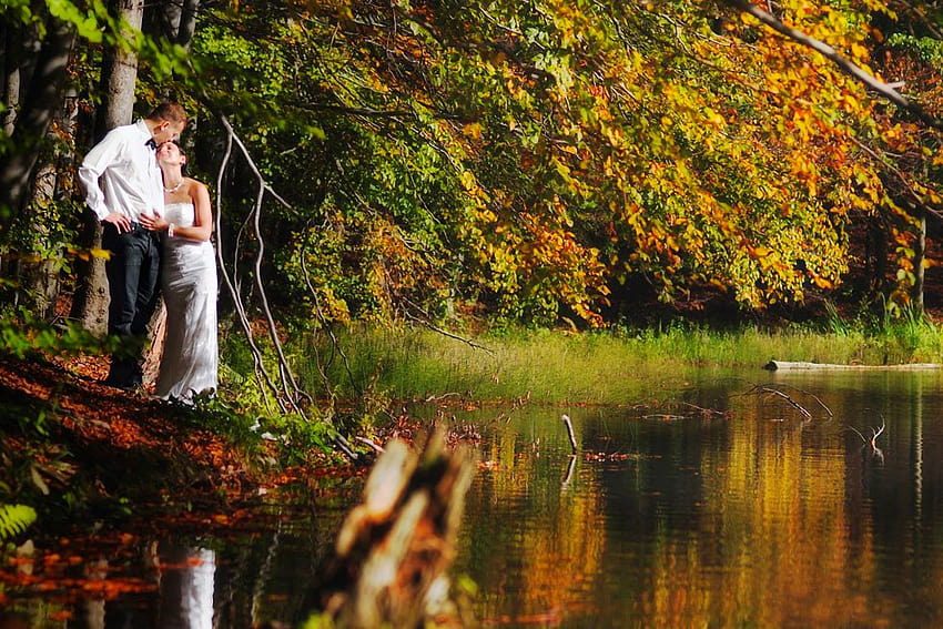 autumn, Nature, Pond, Couple, In, Love, Mood, Bride / and Mobile Backgrounds, autumn couples HD wallpaper