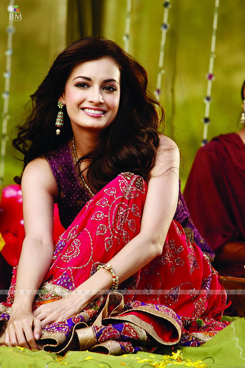 Actress Bollywood Tamil: Diya Mirza HD phone wallpaper