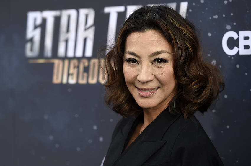 Michelle Yeoh Says She Would Have Used 'Martial Arts Training' Against Weinstein HD wallpaper