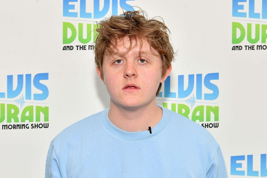 Lewis Capaldi worried upcoming Glastonbury performance could be, lewis capaldi hold me while you wait HD wallpaper
