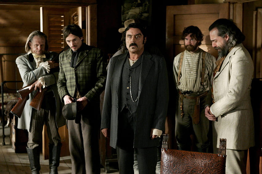 Al swearengen deadwood hi-res stock photography and images - Alamy