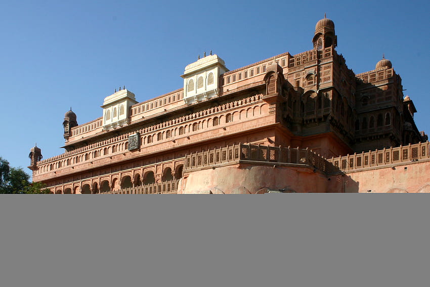 Lalgarh Palace & Old Town | 10 Year Itch : India Travel Portal