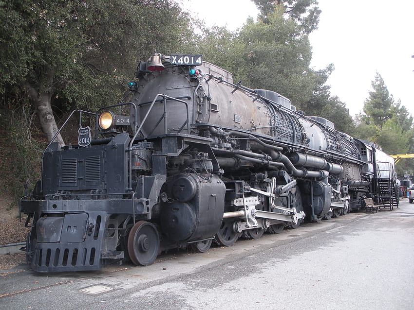 Union Pacific Big Boy 4014 in Pomona by rlkitterman [3648x2736] for your , Mobile & Tablet, up 4014 HD wallpaper