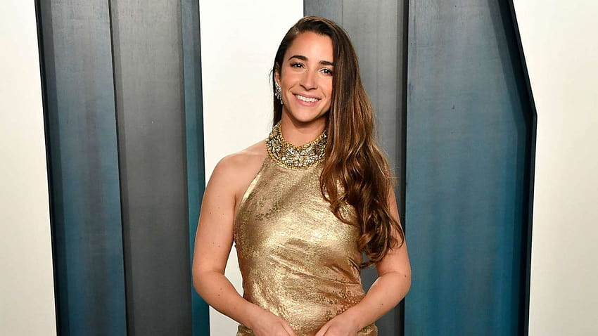 Olympic gold medalist pens letter about PTSD after therapy session, aly raisman 2020 HD wallpaper