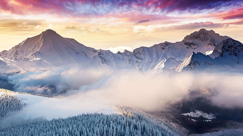 Những ngọn núi lay động bởi một mùa đông tuyết phủ sẽ khiến bạn say đắm trong khung cảnh tuyệt đẹp này. Hãy nhấn vào hình ảnh để khám phá và trải nghiệm cảm giác thân mật giữa bạn và thiên nhiên.