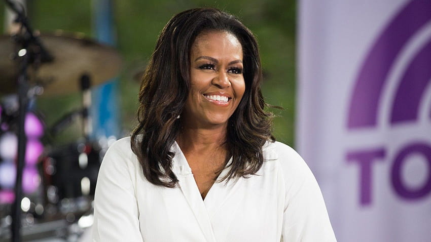 Il libro di memorie di Michelle Obama illustra perfettamente le 3 fasi della vita, Michelle Obama sta diventando Sfondo HD