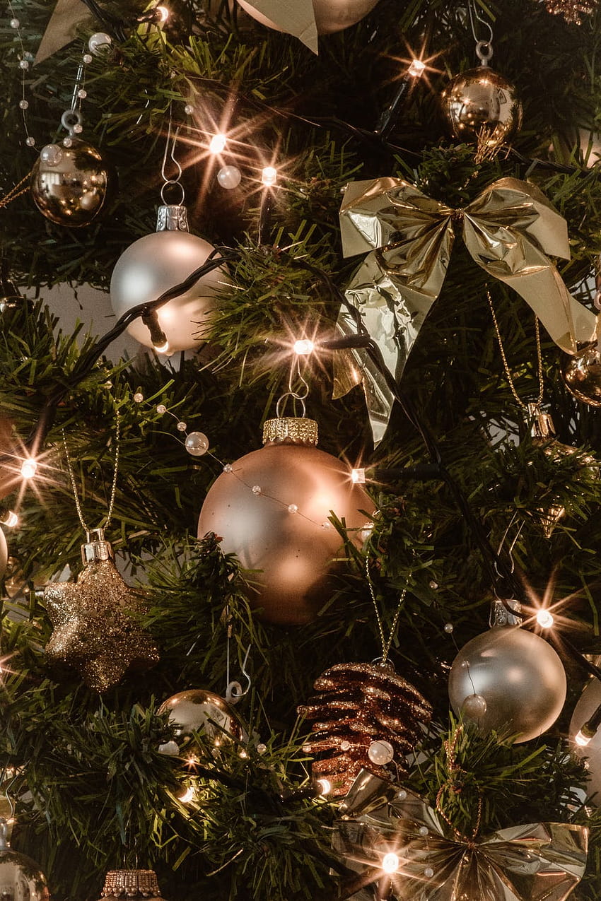 5 Stunning Christmas Backgrounds For iPhone, xmas aesthetics HD phone wallpaper