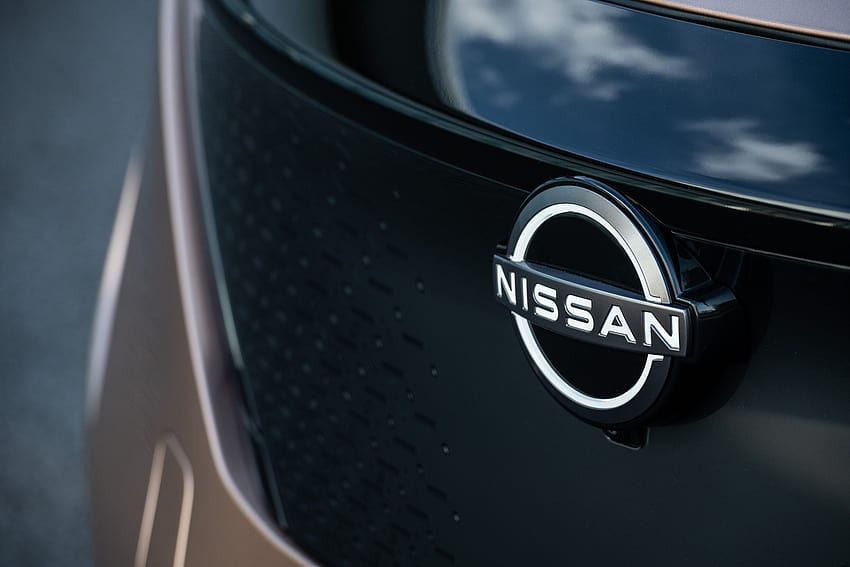 Nissan just sold their all their shares in Daimler HD wallpaper