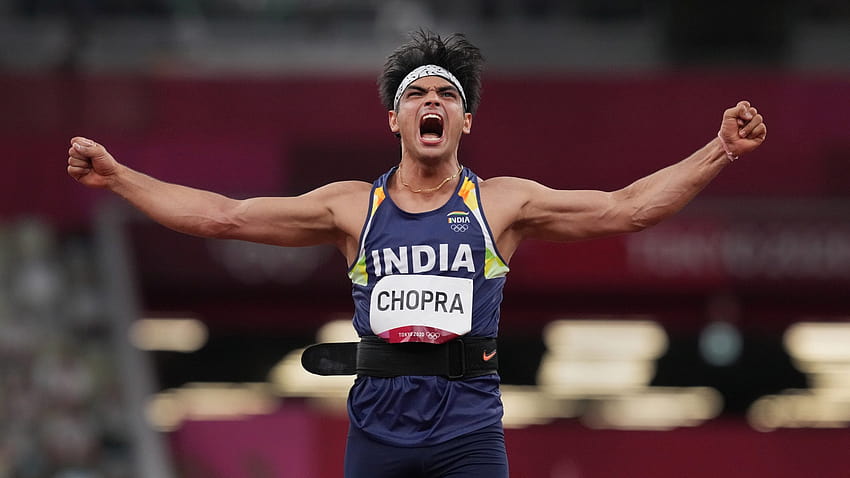 Neeraj Chopra conquista l'oro per l'India alle Olimpiadi di Tokyo vincendo l'evento di lancio del giavellotto Sfondo HD