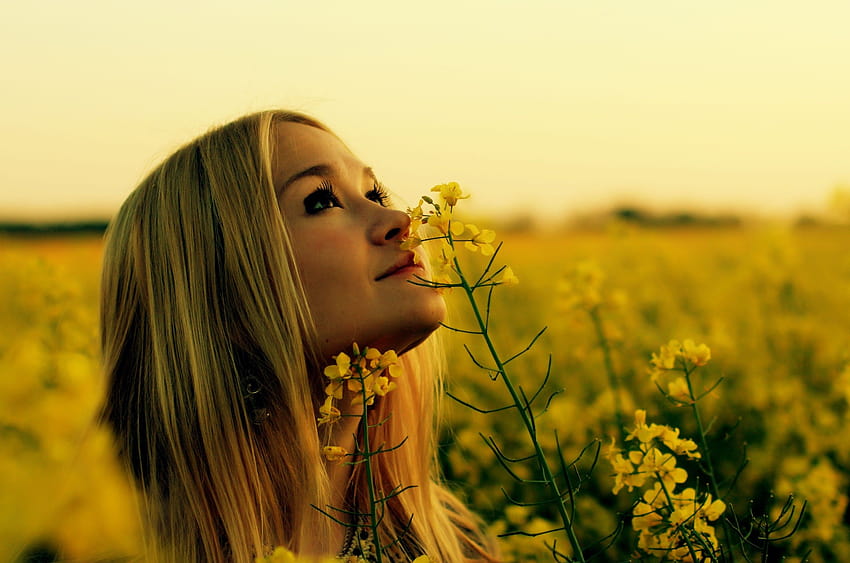 Rapeseed, Women Outdoors, Blonde, Yellow Flowers, Looking Up, Flowers / and Mobile Backgrounds, women looking up HD wallpaper