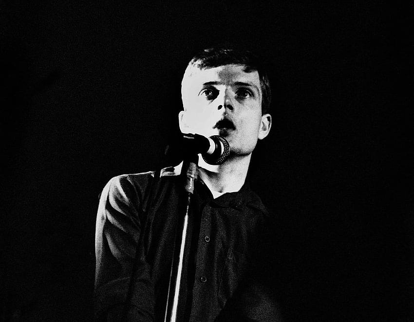 Celebrating Ian Curtis: Joy Division live videos, newly surfaced HD wallpaper
