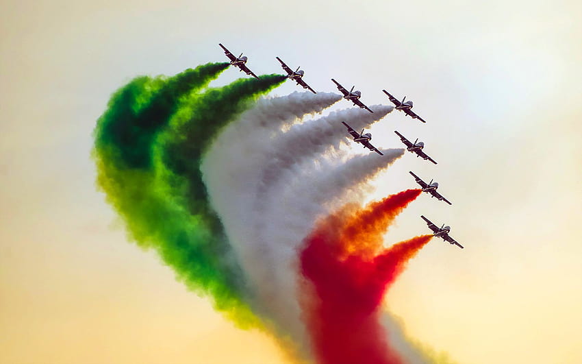 インド空軍の戦闘機の煙、 高画質の壁紙