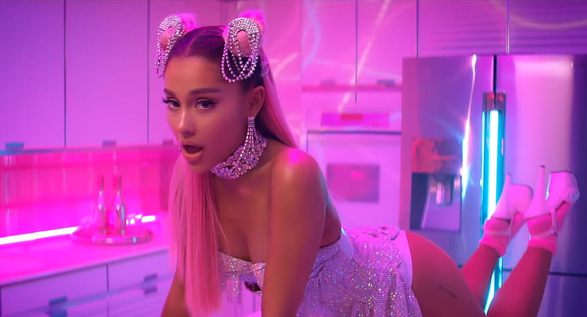 Ariana Grande Apologizes Over Backlash to '7 Rings', ariana grande and lil baby HD wallpaper