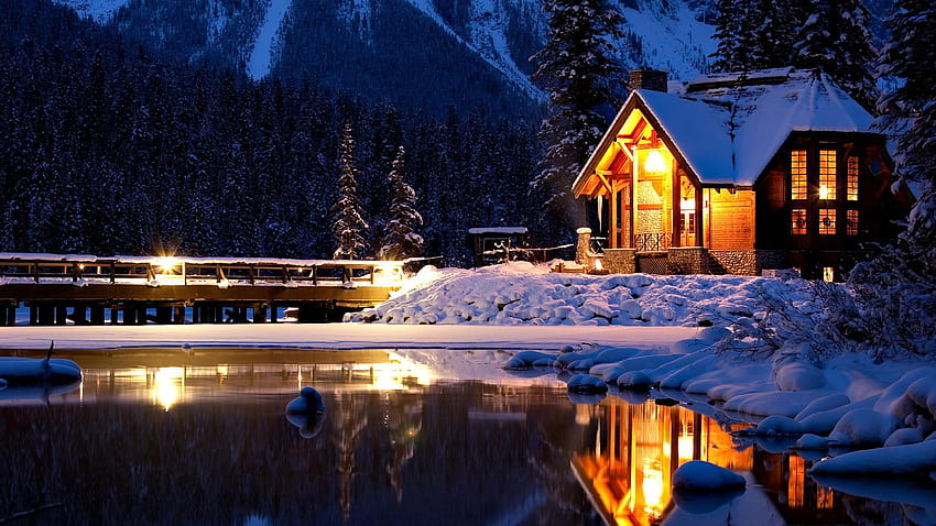 Emerald Lake Lodge and the Lodge's 'Cilantro' Restaurant, winter ...