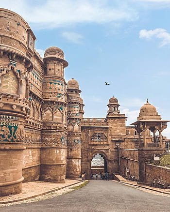 Solo Walk - The Monument Trail - Man Mandir - Gwalior Fort Unlike other  forts in India that are taken care of by a single entity either by the  State Archealogical department