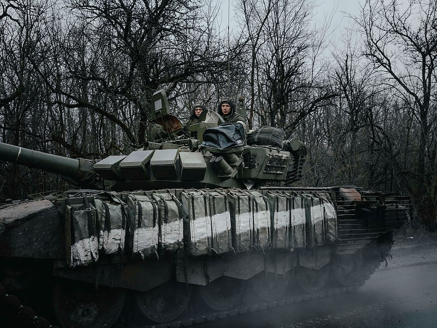 Mostrar los primeros días de la invasión rusa de Ucrania, la guerra de Ucrania fondo de pantalla