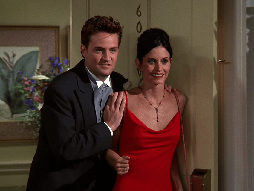 Saat Monica dan Chandler pertama kali mulai berkencan, monica dan chandler mondler Wallpaper HD