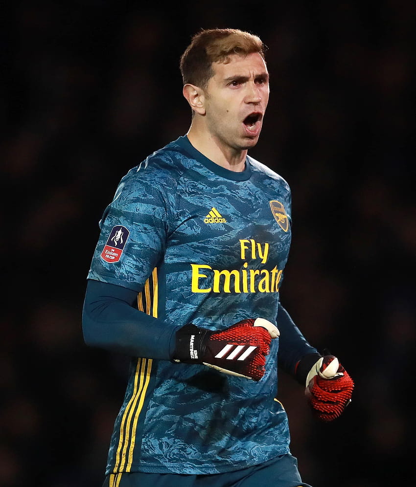 Con Emiliano Martínez, Arsenal venció a Portsmouth y sigue adelante en la FA Cup, emiliano martinez wallpaper ponsel HD