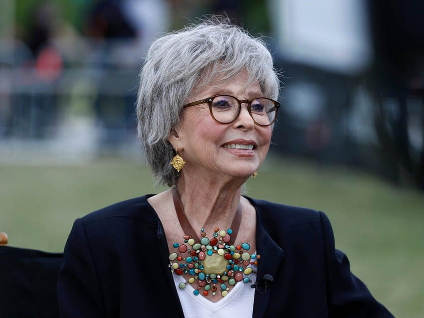 Rita Moreno 'incredibly disappointed' in herself for defending In the Heights amid colourism criticism HD wallpaper