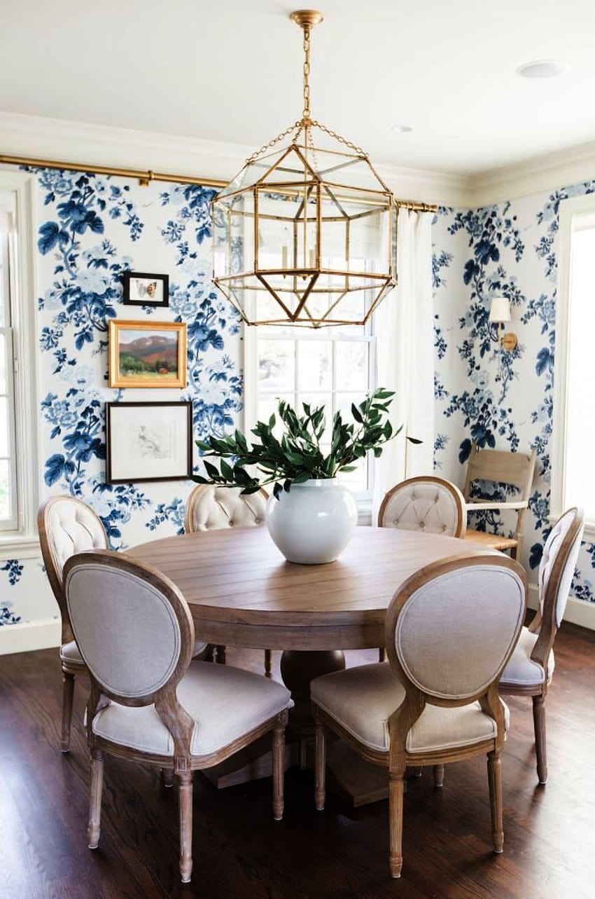30 Rugs That Showcase Their Power Under the Dining Table