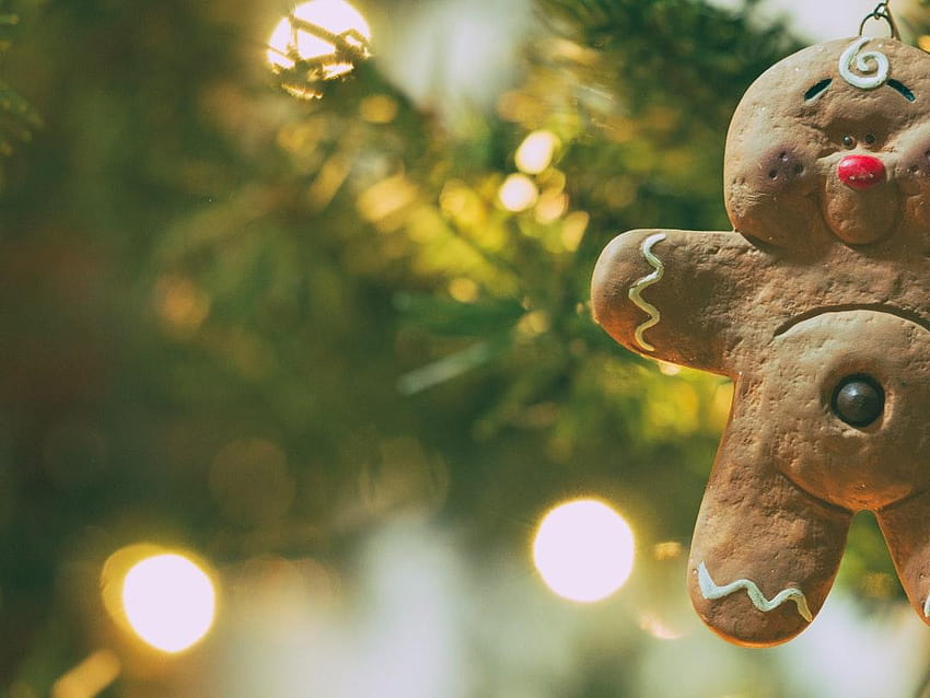Ornament, christmas, holiday and gingerbread man, gingerbread man bauble HD wallpaper