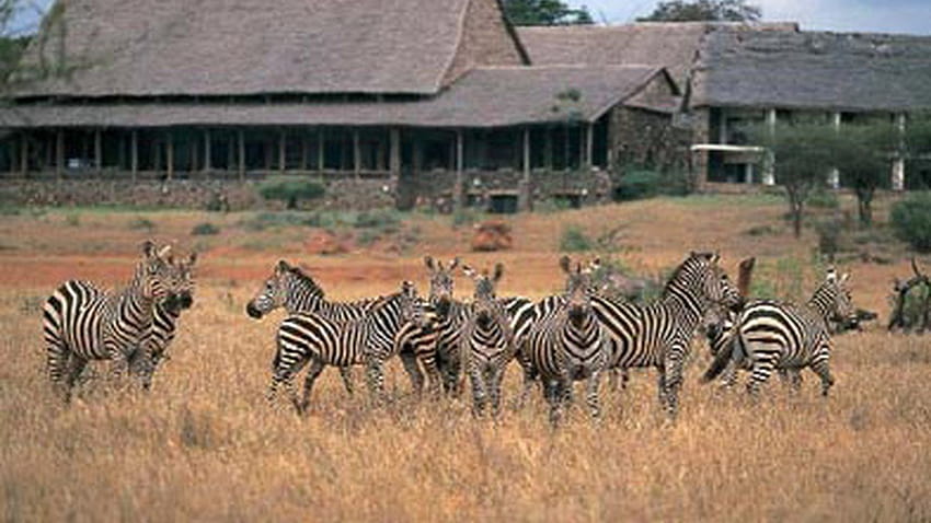 Kilaguni Serena Safari Lodge in Tsavo ...afristay HD wallpaper