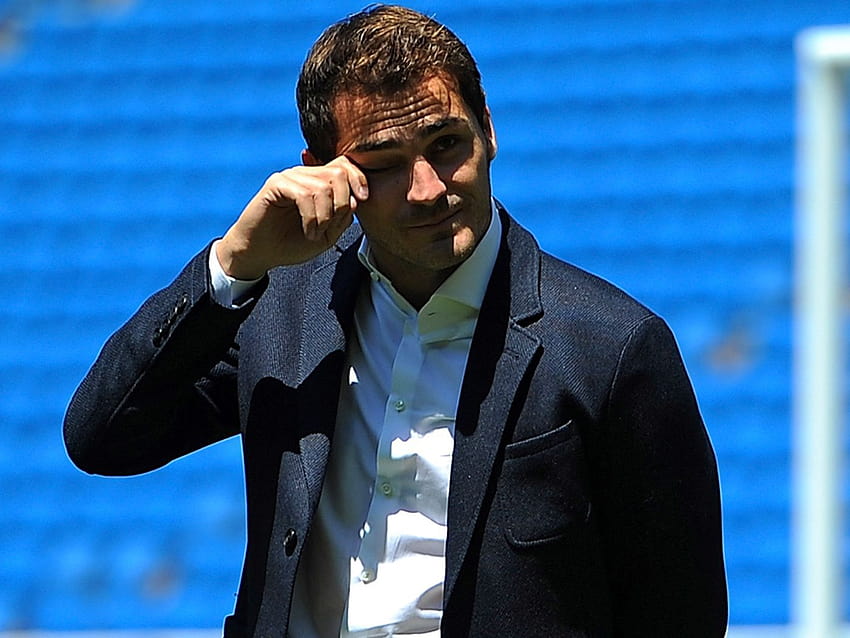 Agente de Iker Casillas: 'Florentino Pérez no es racista pero no le gustan los jugadores negros' fondo de pantalla
