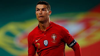 Cristiano Ronaldo: Khám phá về cuộc đời và sự nghiệp của Cristiano Ronaldo - một trong những cầu thủ xuất sắc nhất mọi thời đại. Tìm hiểu về con đường trở thành một tuyệt tác bóng đá của CR7, sự nghiệp đầy những danh hiệu và chinh phục những thử thách khó khăn để trở thành một trong những người nổi tiếng nhất thế giới.