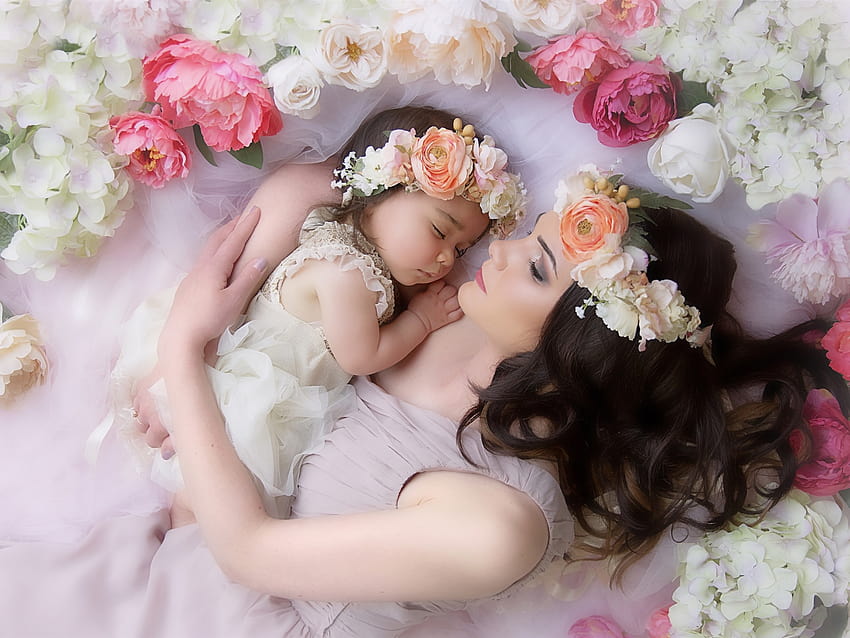 Mom and daughter, love, tenderness, wreath, flowers, sleeping 1920x1440 , sleeping mom HD wallpaper