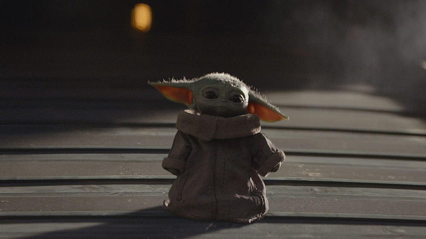 The Mandalorian: Let's talk about Baby Yoda in Chapter 7, football baby yoda HD wallpaper