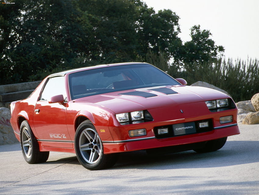 Chevrolet Camaro Z28 IROC HD wallpaper