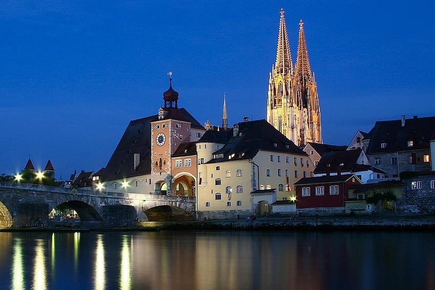 Regensburg Tag : Regensburg Illumination PM Unesco World fondo de pantalla