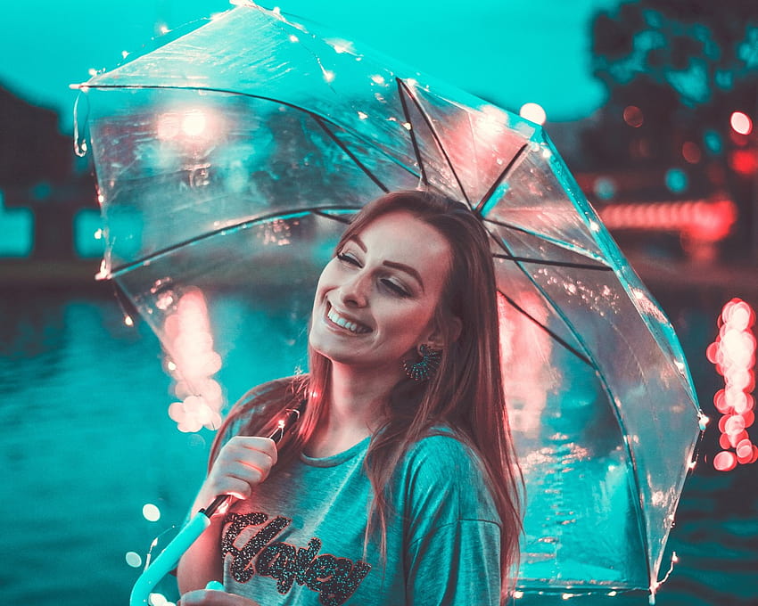1280x1024 Mujer, Sonriendo, Paraguas transparente, Bokeh, Luces, Feliz, Con estilo, mujer paraguas fondo de pantalla