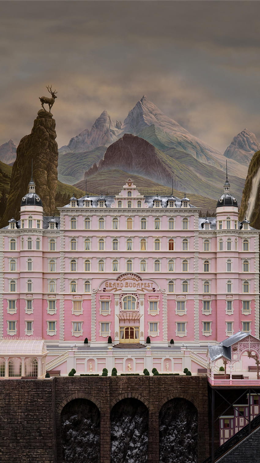 The Grand Budapest Hotel HD phone wallpaper