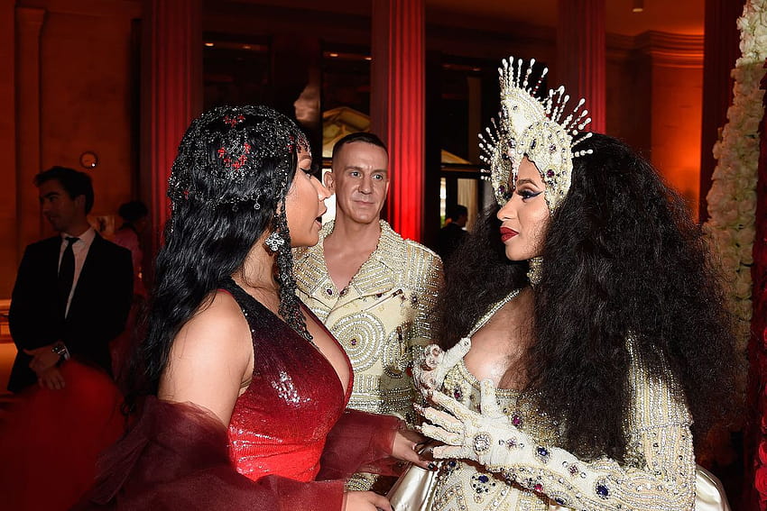 Nicki Minaj and Cardi B appear to call a truce after beef escalates on social media HD wallpaper