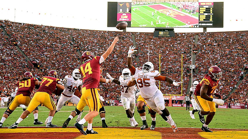 Texas' biggest snag in close loss to USC was that it didn't have, sam darnold HD wallpaper