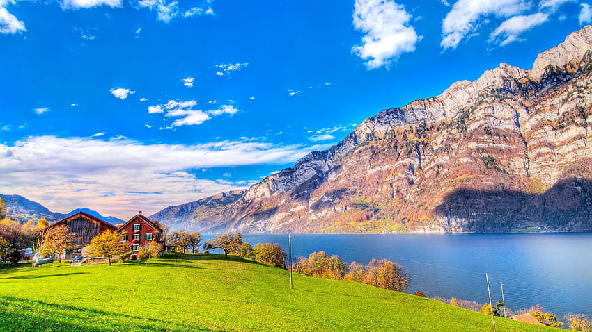 Quan cảnh Thụy Sĩ là một trong những khung cảnh đẹp nhất thế giới. Từ đỉnh núi cao, những ngọn núi đầy tuyết phủ rộng lớn, bao quanh cảnh quang xanh ngắt của hồ nước lớn, cho đến những ngôi làng giữa núi xanh tươi, quan cảnh Thụy Sĩ là một điểm đến thú vị cho du khách mê đường dài.