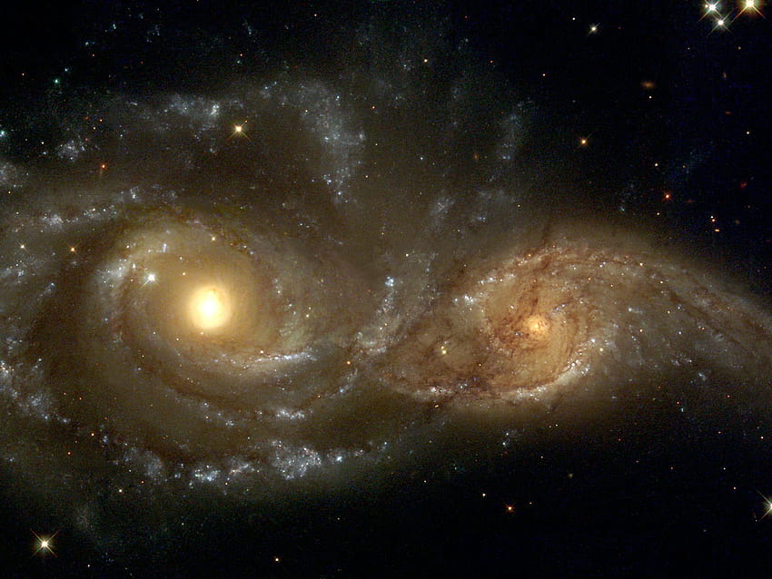 A Grazing Encounter Between two Spiral Galaxies, hubble telescope HD wallpaper