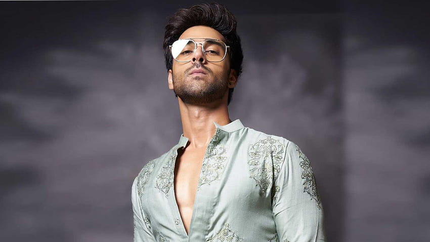Exclusive! Lohri Special: Pulkit Samrat opens up about getting back to work on the auspicious occasion HD wallpaper
