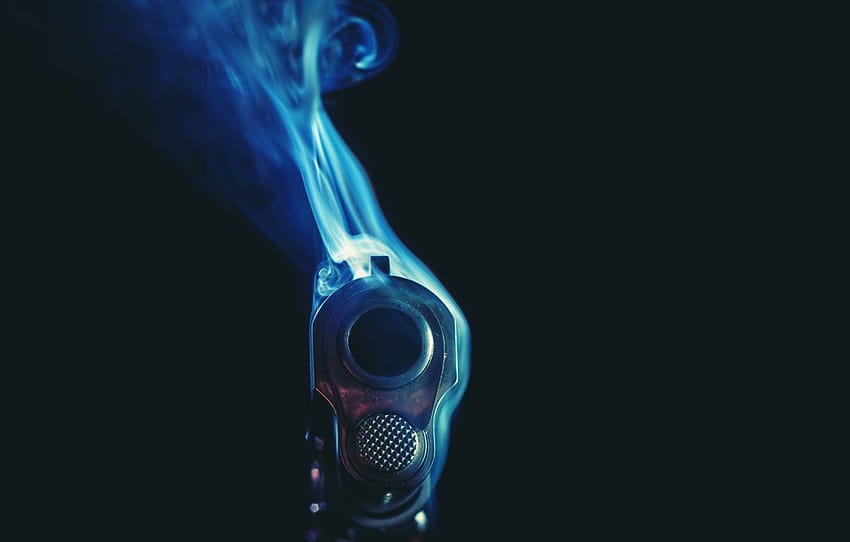 Пистолет, черен, дим, син, ръка, димящ револвер HD тапет