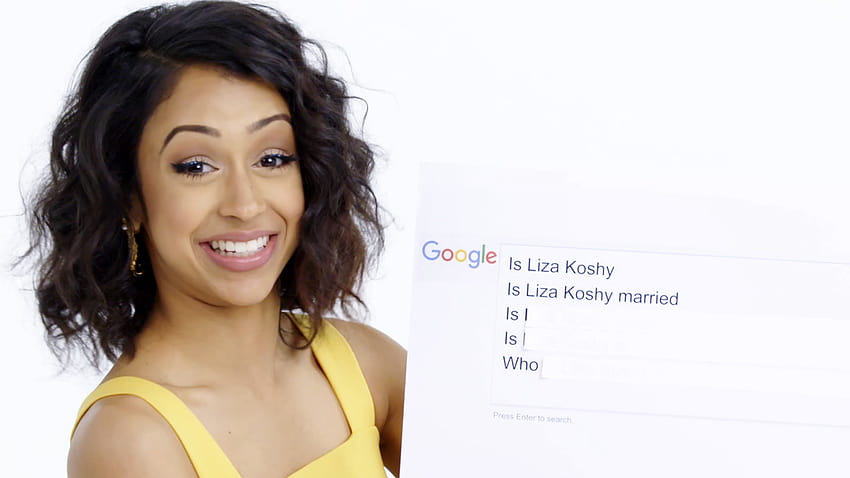 Liza Koshy'nin İnternette En Çok Aranan Soruları Yanıtlamasını İzleyin HD duvar kağıdı
