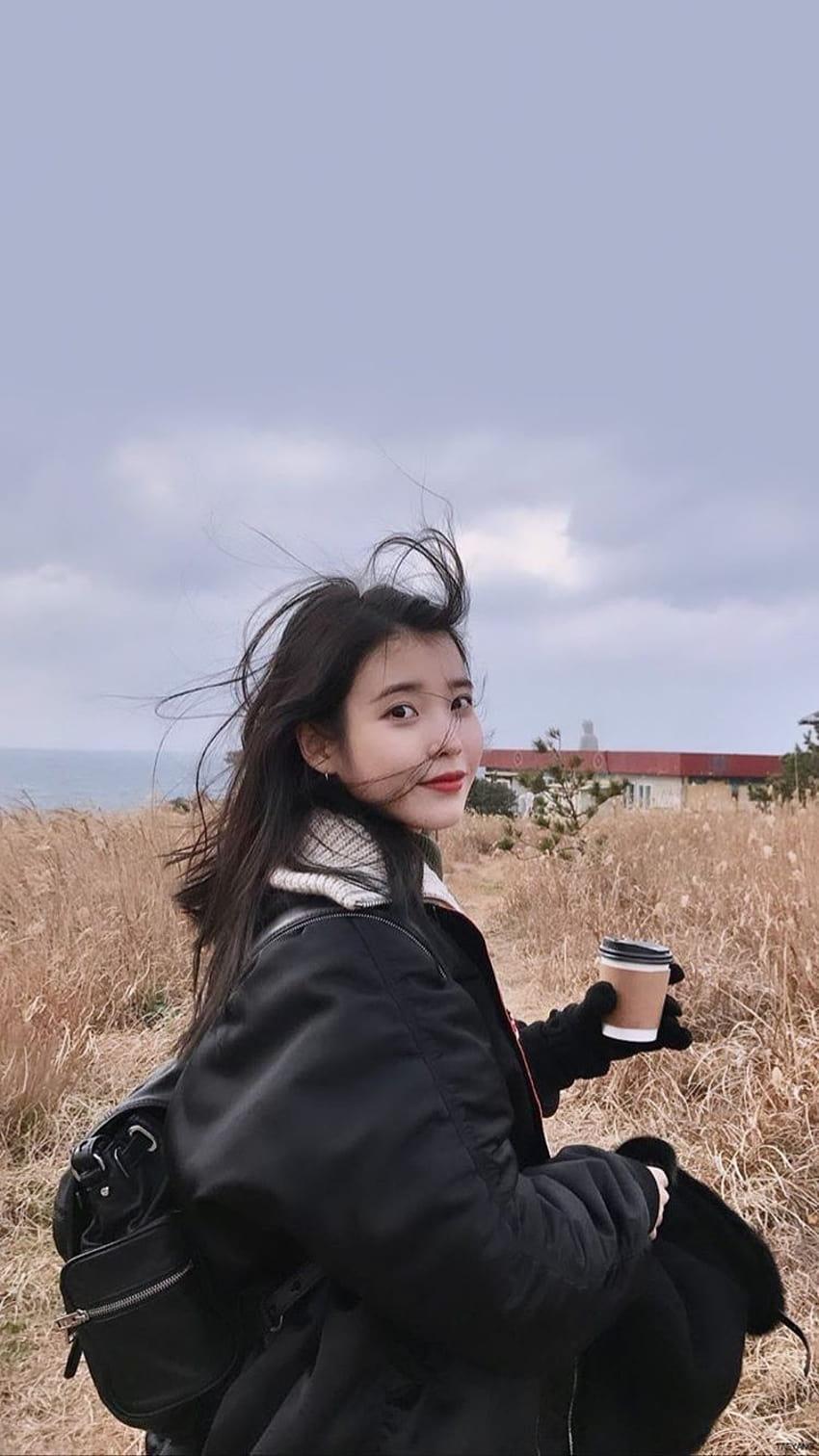 Iu + Iu del 2020, ragazza coreana estetica Sfondo del telefono HD